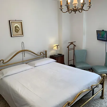 Casa Marinella Bed & Breakfast