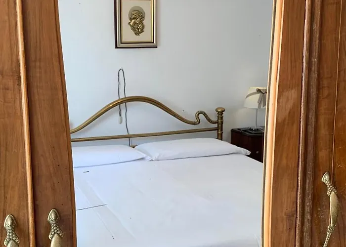 Bed & Breakfast Casa Marinella Bed and Breakfast Lenna